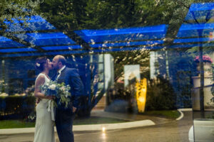 Fotografo Ascoli Satriano sposo sposa colori giardino